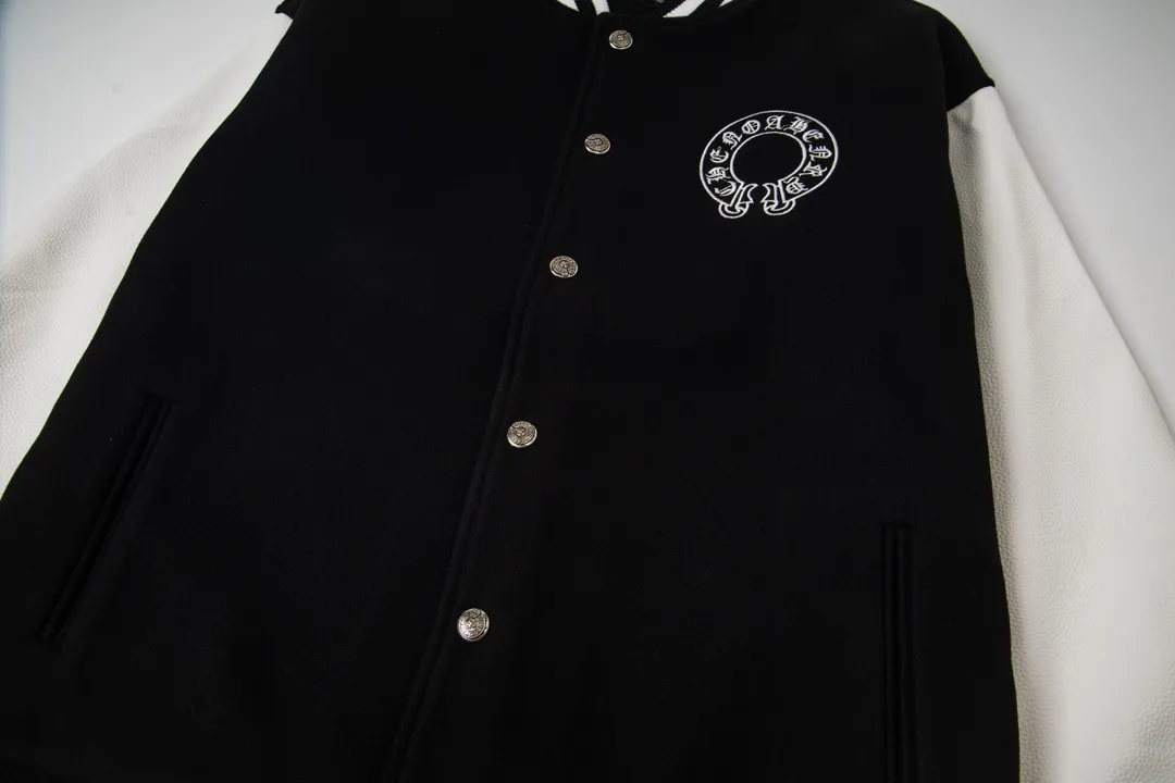 P380 model number Y610 Chrome Hearts Fw25 Chrome Hearts Horseshoe Cross Baseball Jacket. Same style for men and women. New product is hotly shipped. Original customized woolen fabric has a little thickness. The upper body is still very good in early spring weather. Imported spliced pu leather sleeves. Original molding and fine leather. Super heavy-duty design on the chest and back. Exclusive customized cross metal decoration. Customized loose fit. Both men and women are very handsome. All details respect the original version. Mold customization of distressed cross snaps with incomparable distressed texture SIZE:M-XXL